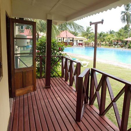Hotel Praia サントメ エクステリア 写真