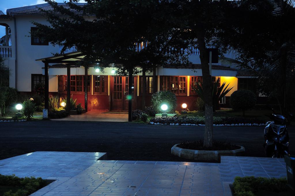 Hotel Praia サントメ エクステリア 写真