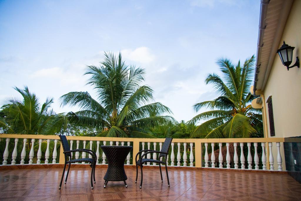Hotel Praia サントメ エクステリア 写真