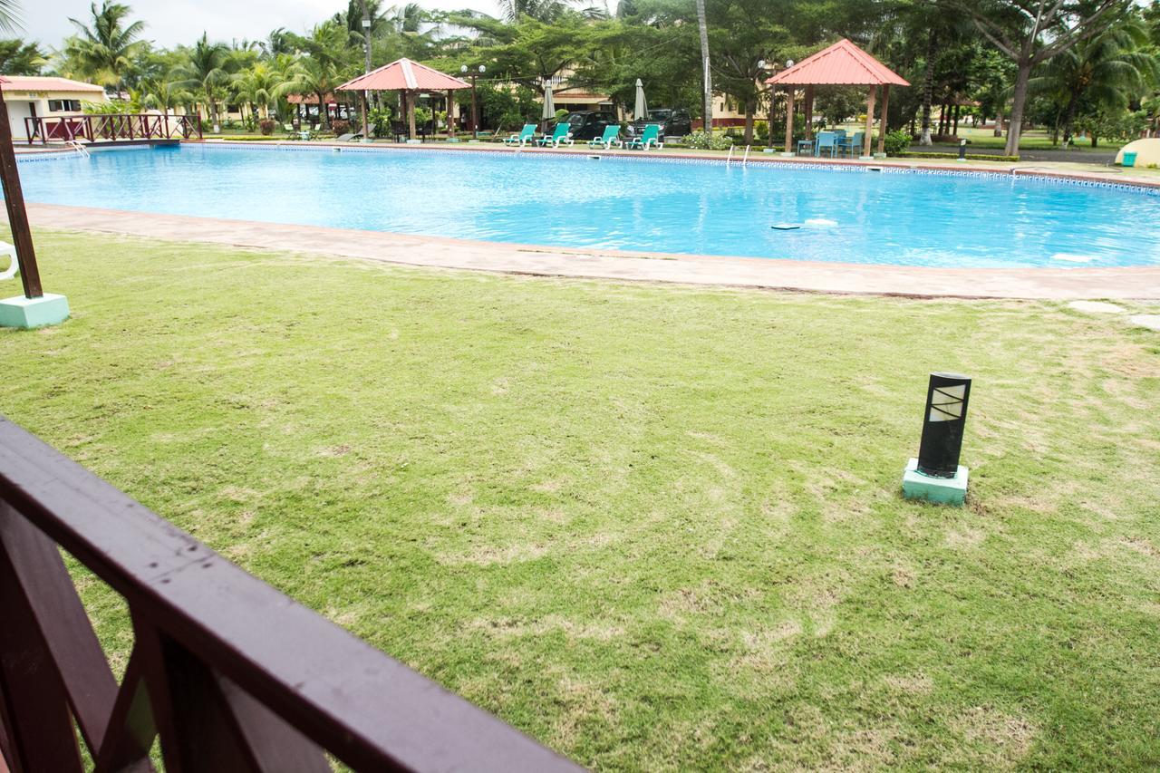 Hotel Praia サントメ エクステリア 写真