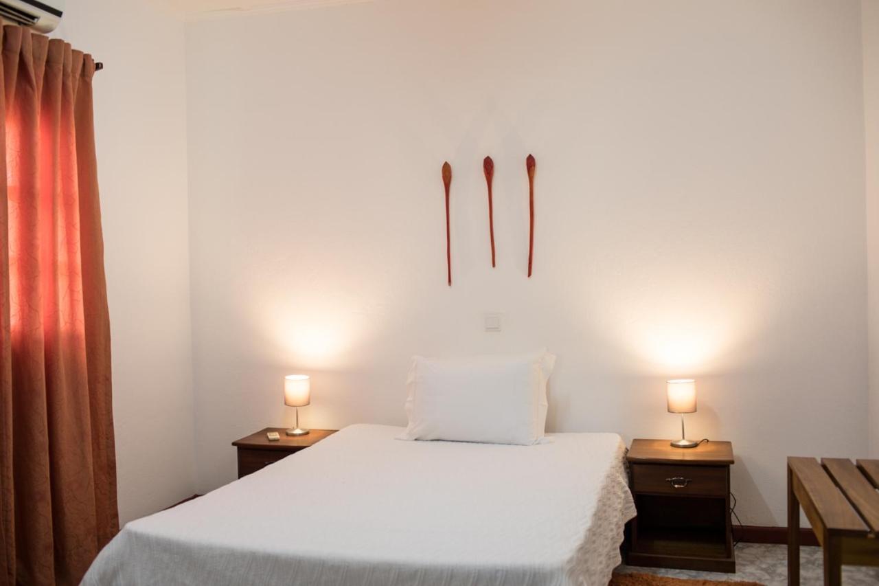 Hotel Praia サントメ エクステリア 写真